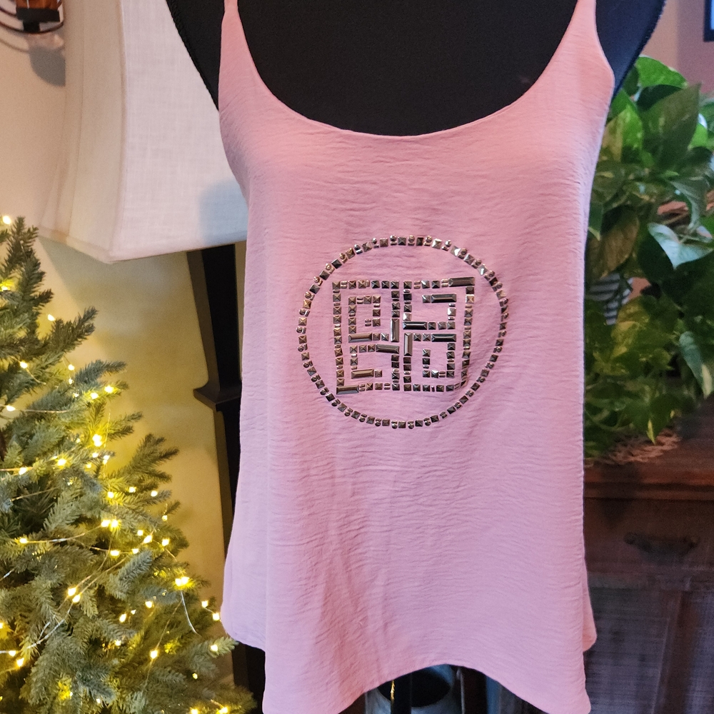 Elegant Pink Camisole with Geometric Embellishment